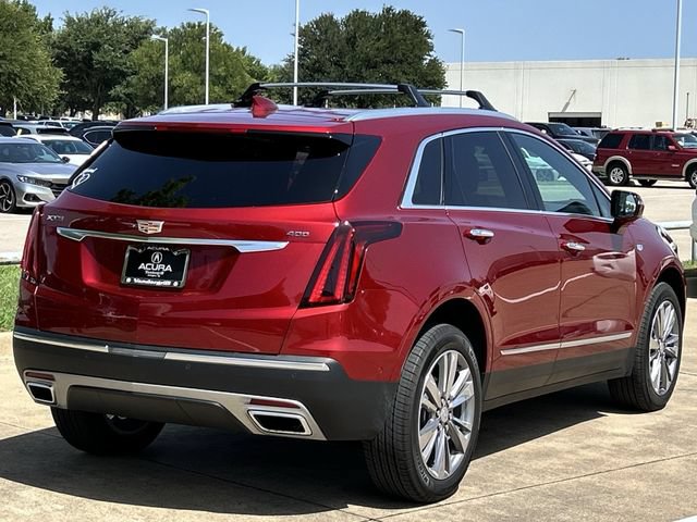 Used 2025 Cadillac XT5 Premium Luxury w/ Technology Package FWD image 4