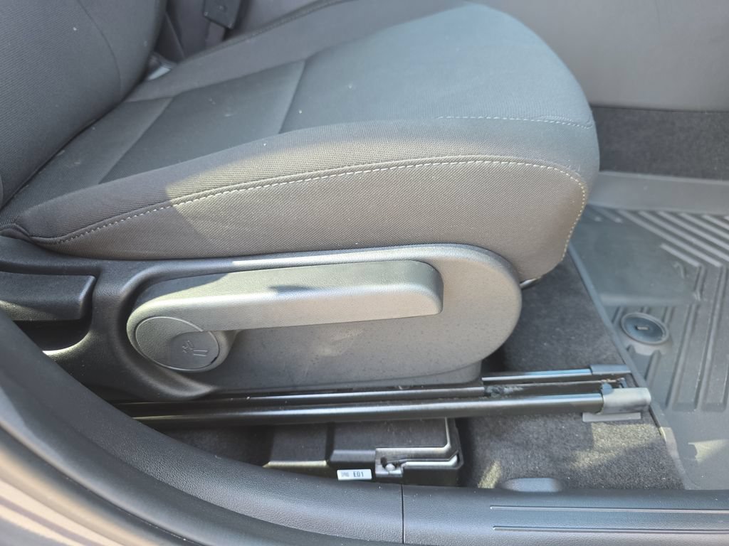 Certified 2024 Hyundai Kona SEL FWD image 35