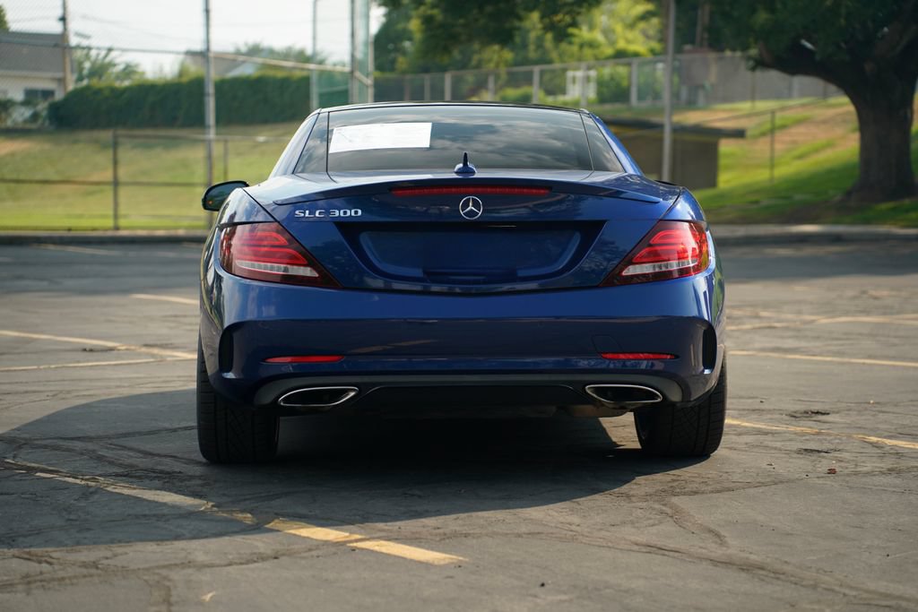 Used 2019 Mercedes-Benz SLC 300 image 4