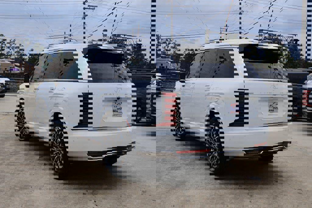 New 2026 Hyundai Palisade Calligraphy image 2