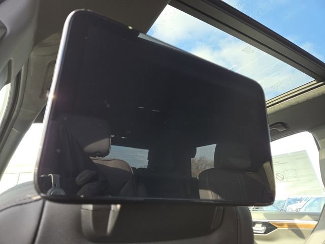 New 2026 Chevrolet Tahoe High Country image 18