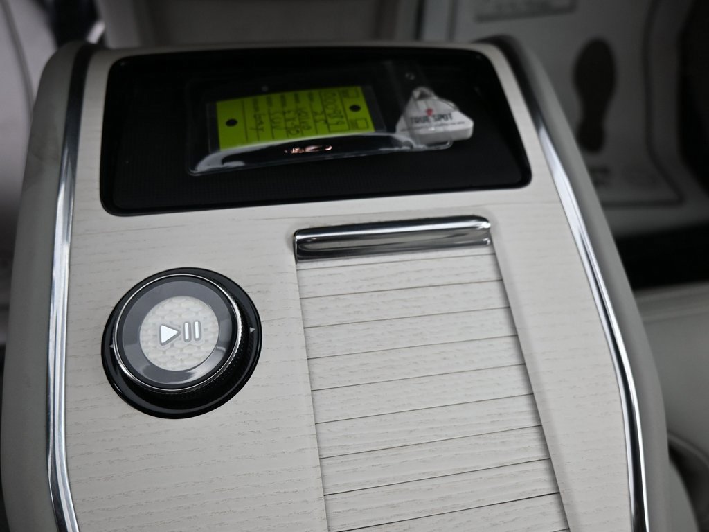 Used 2025 Volvo EX90 Ultra image 12