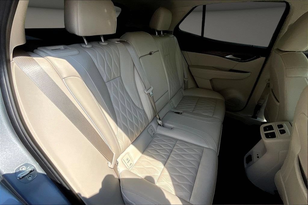 Used 2023 Buick Envision Avenir FWD image 28