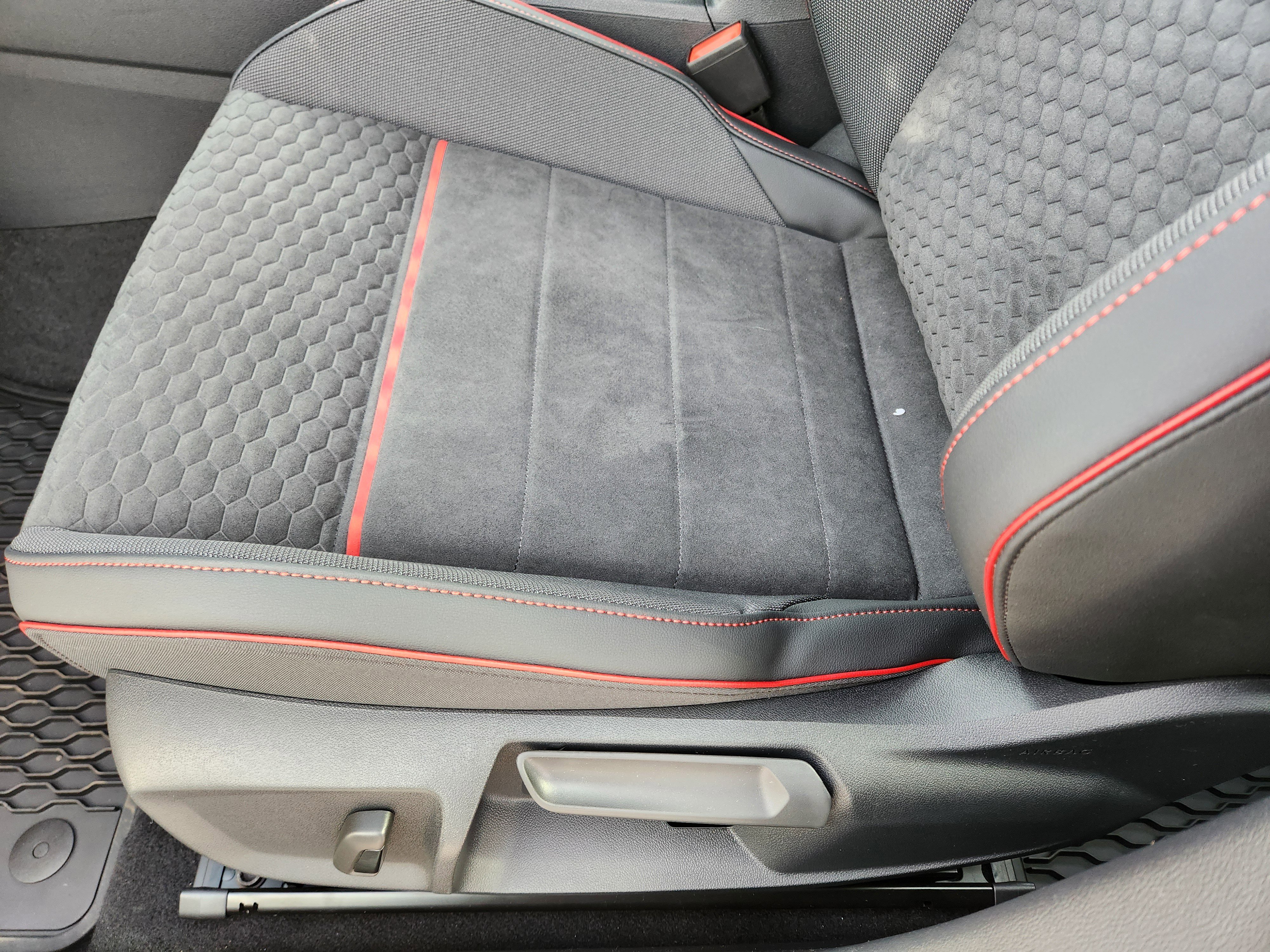 New 2026 Volkswagen Golf SE image 16