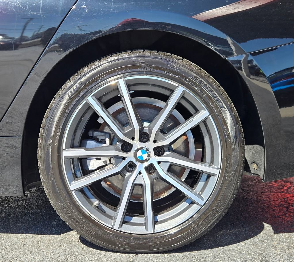 Used 2021 BMW 330i Sedan w/ Convenience Package RWD image 8