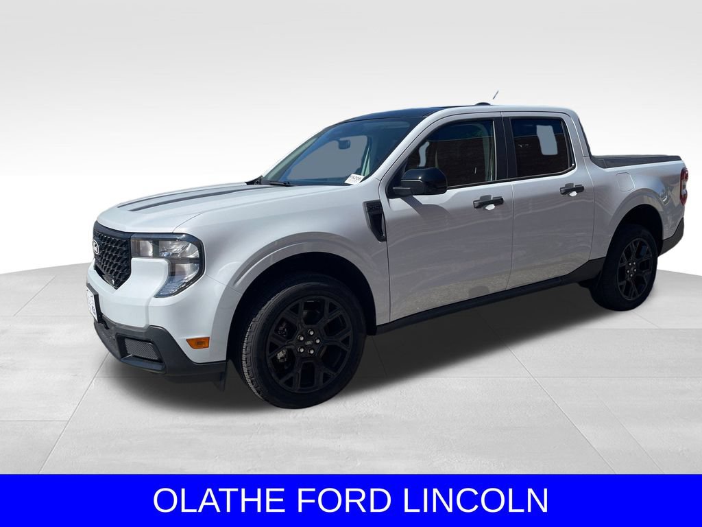New 2025 Ford Maverick XLT w/ XLT Luxury Package AWD/4WD image 1
