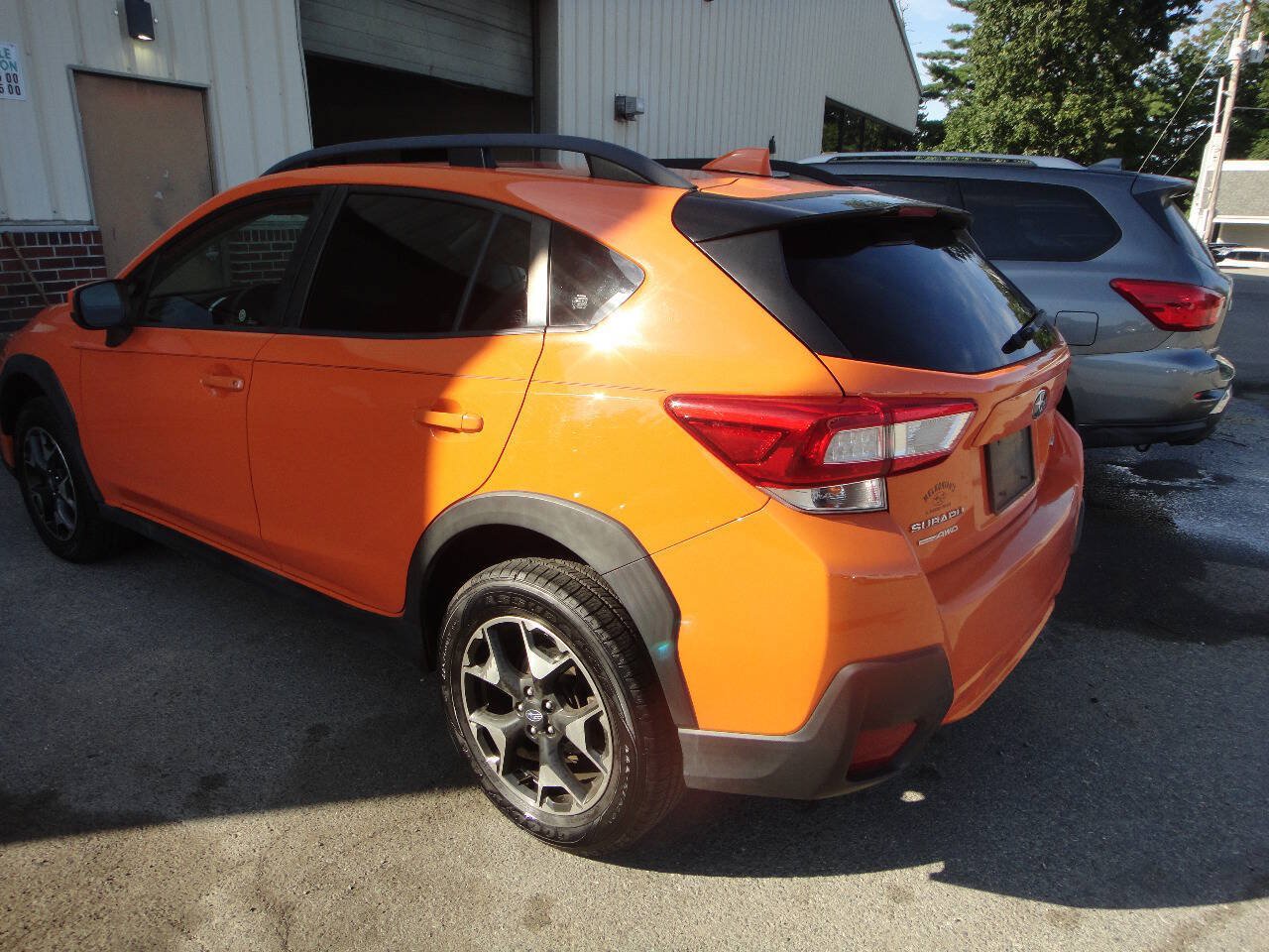 Used 2019 Subaru Crosstrek 2.0i Premium AWD/4WD image 2