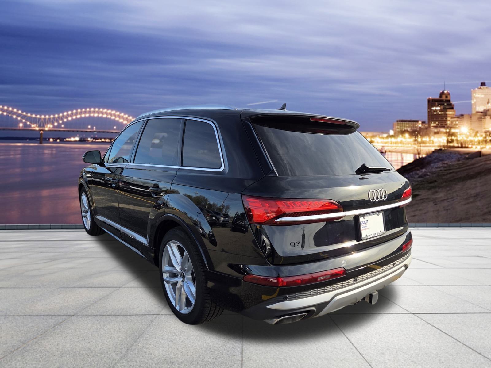 Certified 2025 Audi Q7 3.0T Prestige w/ Prestige Package image 3