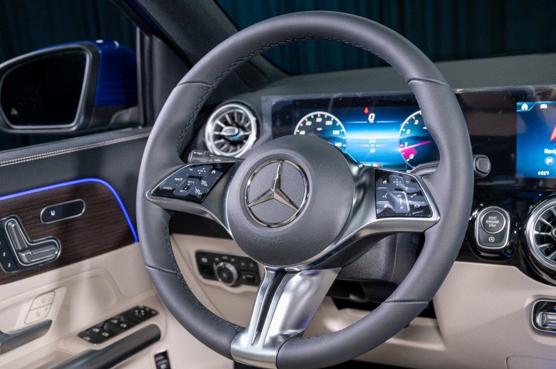 Certified 2025 Mercedes-Benz GLA 250 image 17