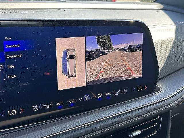 New 2025 Chevrolet Suburban Premier image 27