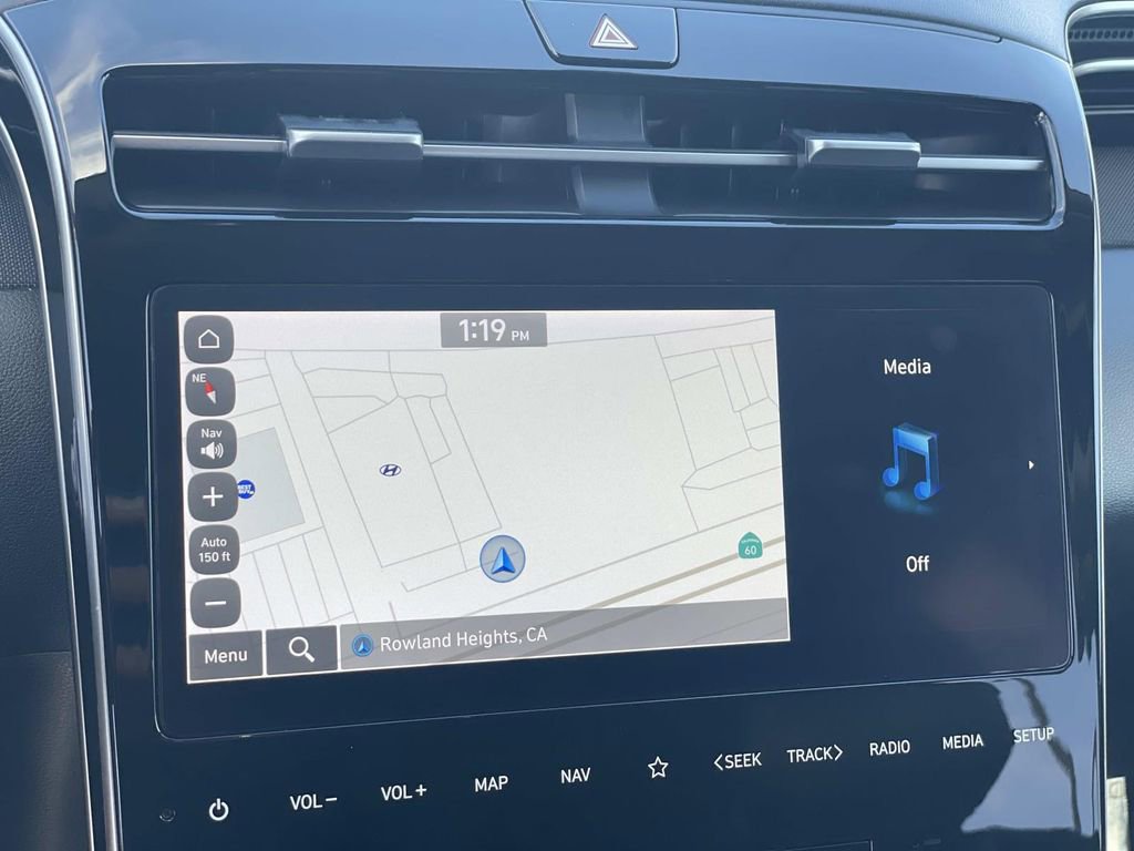 Certified 2023 Hyundai Tucson Limited image 13