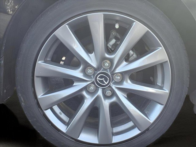 Used 2023 MAZDA MAZDA3 s image 4