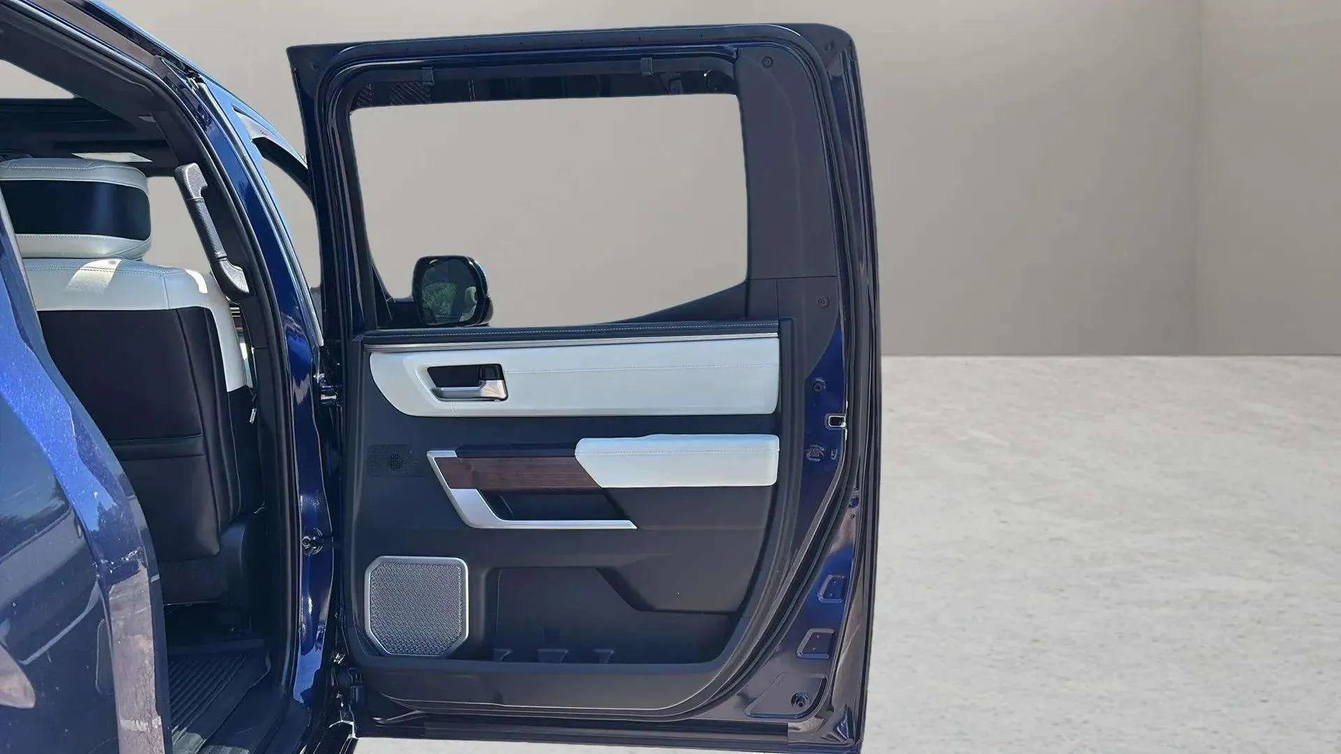 Used 2022 Toyota Tundra Capstone image 25