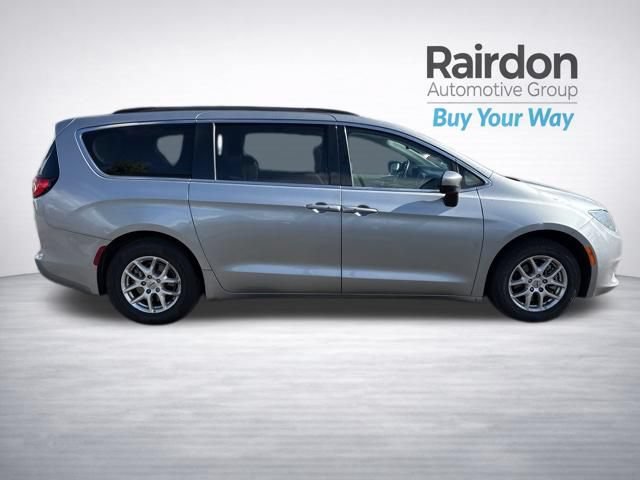 Used 2021 Chrysler Voyager Lxi FWD image 8