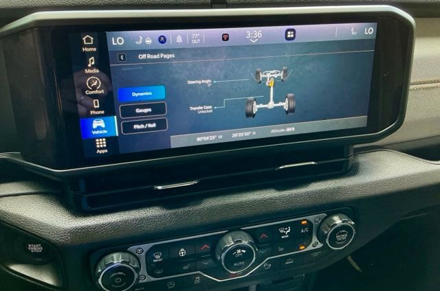 Used 2024 Jeep Wrangler Sport S image 30