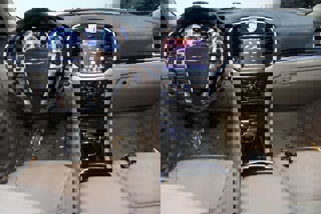 Used 2013 Chrysler 300 Motown w/ Driver Convenience Group image 2