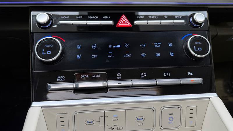 Used 2024 Hyundai Santa Fe Calligraphy FWD image 42
