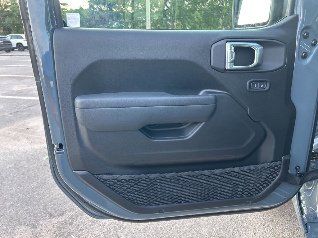 New 2026 Jeep Gladiator Sport AWD/4WD image 33