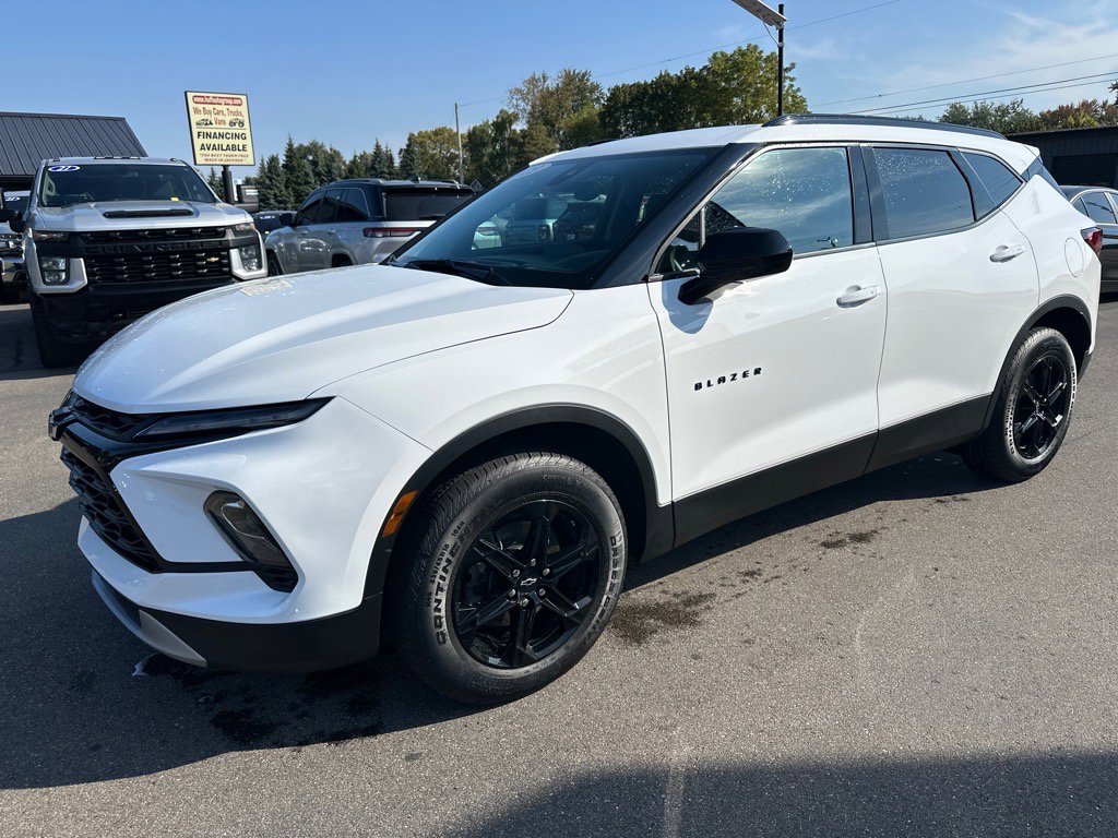 Used 2023 Chevrolet Blazer LT w/ Convenience Package image 1