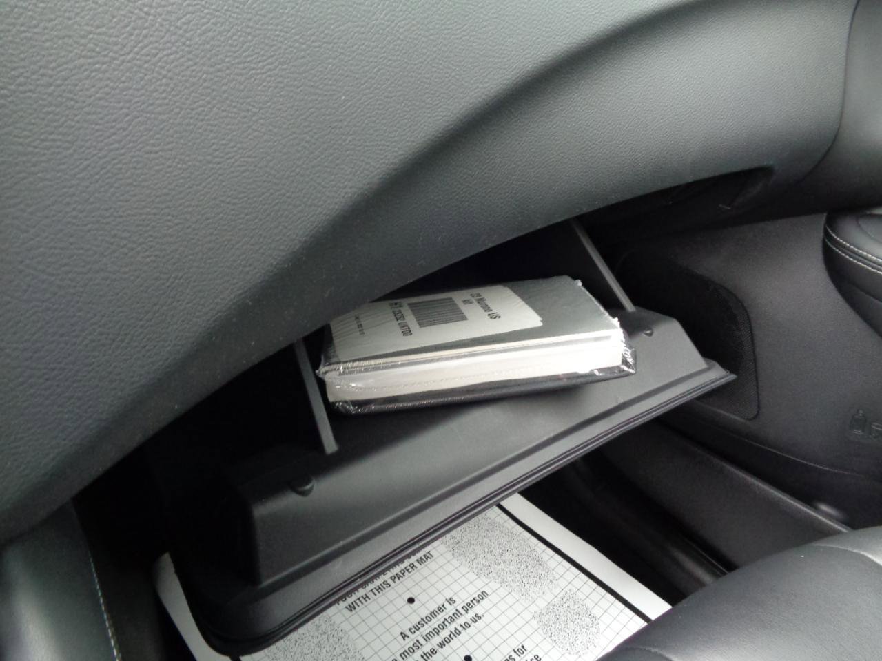 Used 2023 Nissan Murano SV w/ SV Midnight Edition Package image 17