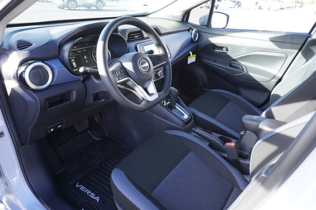 New 2025 Nissan Versa SV w/ Trunk Package FWD image 16