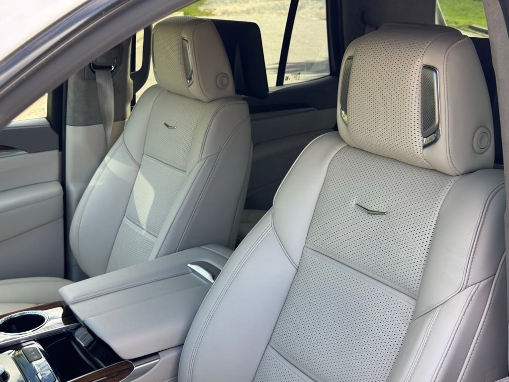 New 2025 Cadillac Escalade Sport Platinum image 16