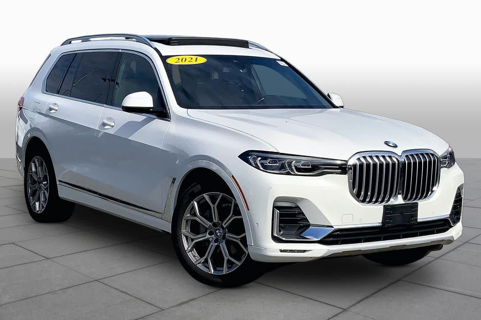 Used 2021 BMW X7 xDrive40i w/ Premium Package AWD/4WD image 3