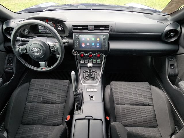 Used 2024 Toyota GR86 RWD image 18