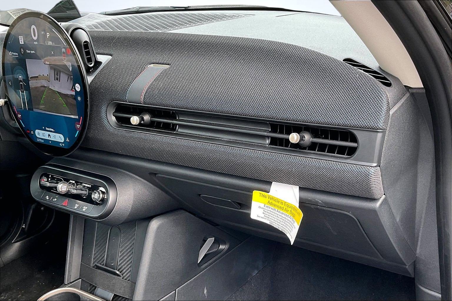 Certified 2025 MINI Cooper 2-Door Hardtop image 17