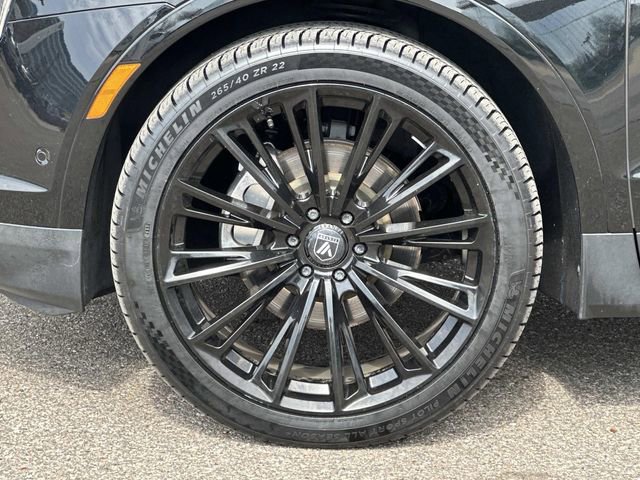 Used 2019 Cadillac XT5 Premium Luxury w/ Driver Assist Package AWD/4WD image 8