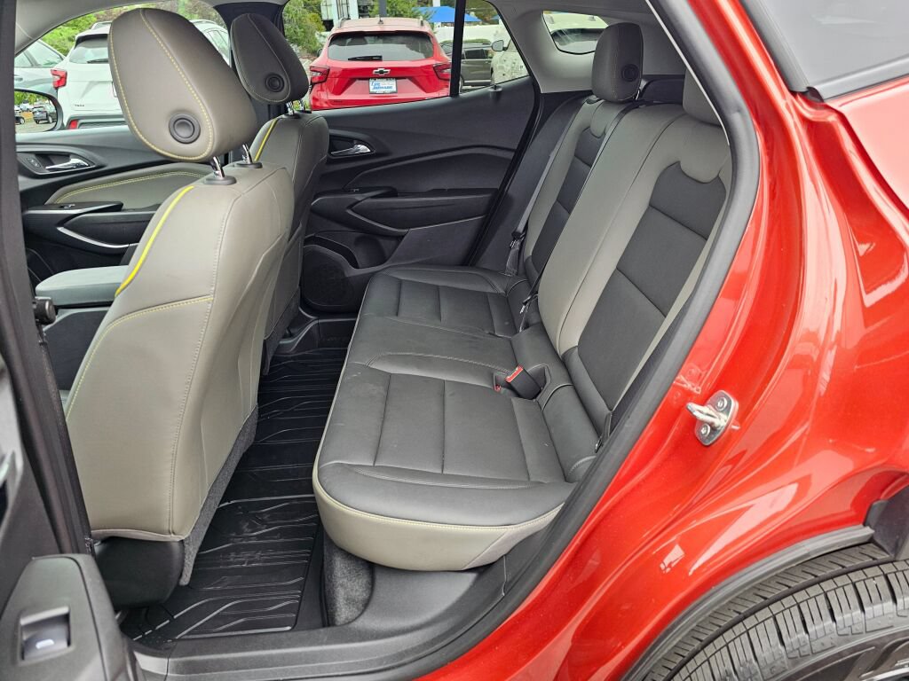 Used 2024 Chevrolet Trax ACTIV w/ Driver Confidence Package FWD image 22