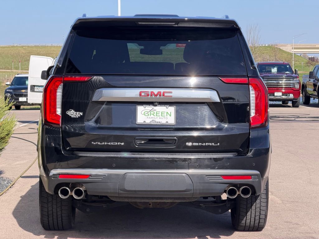 Used 2023 GMC Yukon Denali AWD/4WD image 8