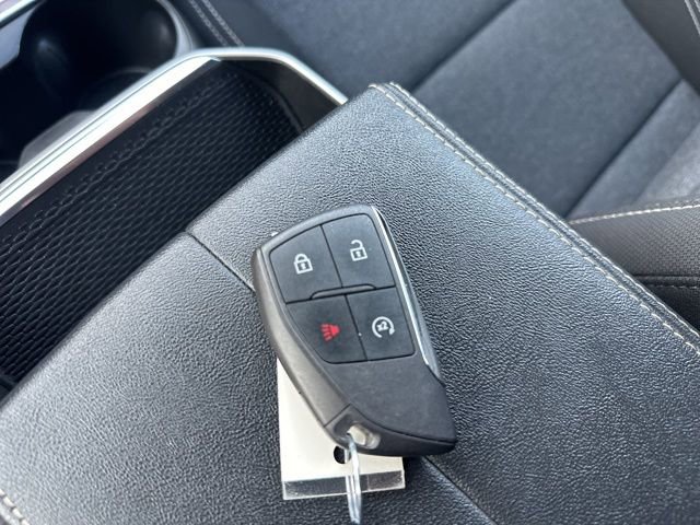 Used 2025 GMC Terrain Elevation image 33