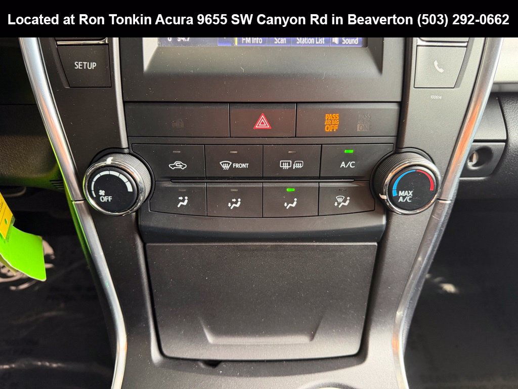 Used 2016 Toyota Camry SE FWD image 21