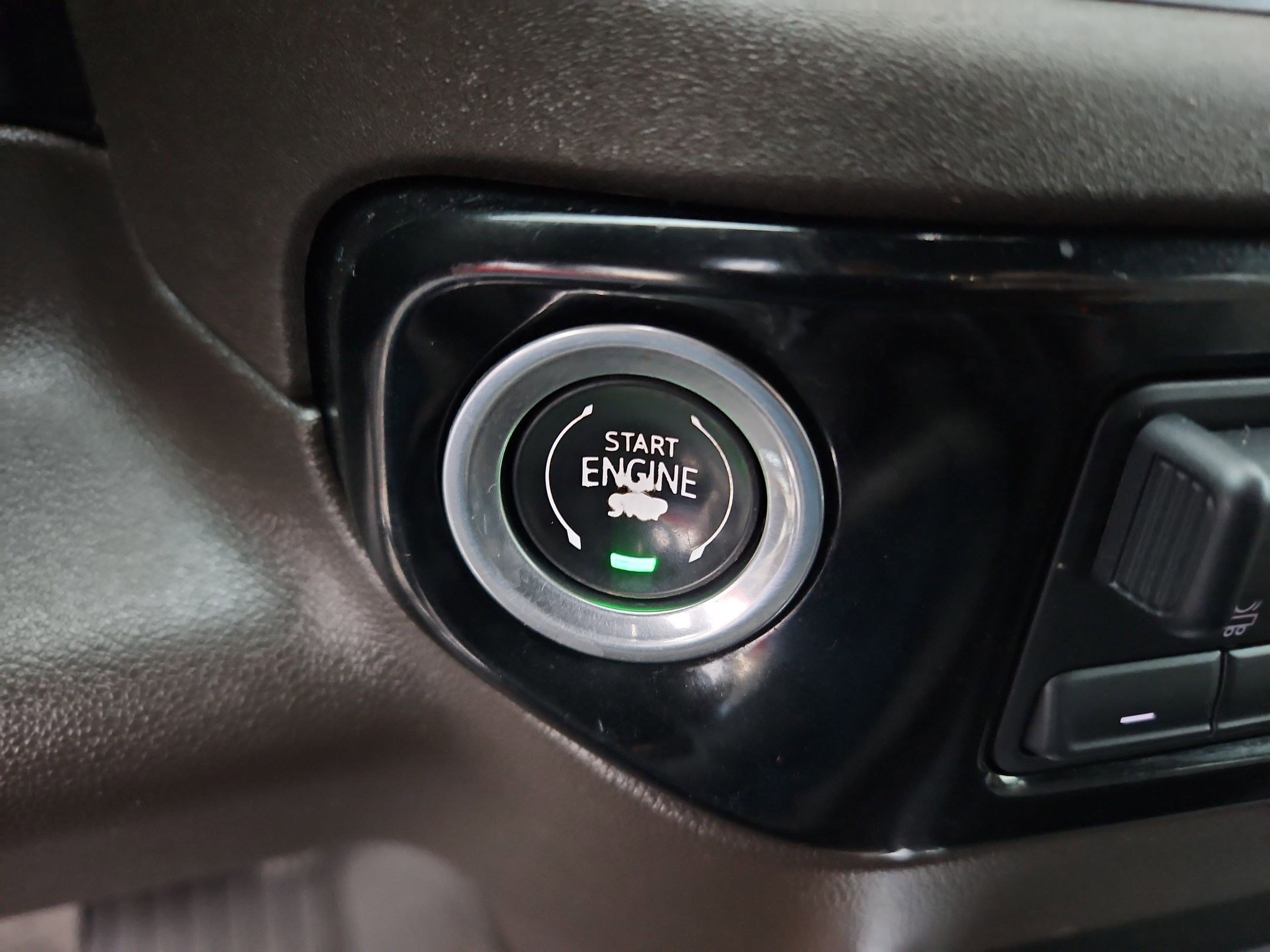 Used 2024 Chevrolet Silverado 1500 LT Trail Boss w/ Convenience Package II image 22