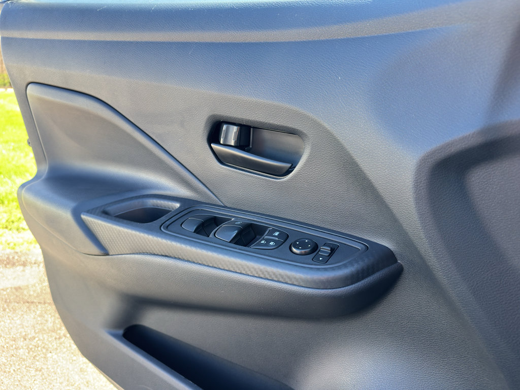 Used 2021 Nissan Versa S image 10