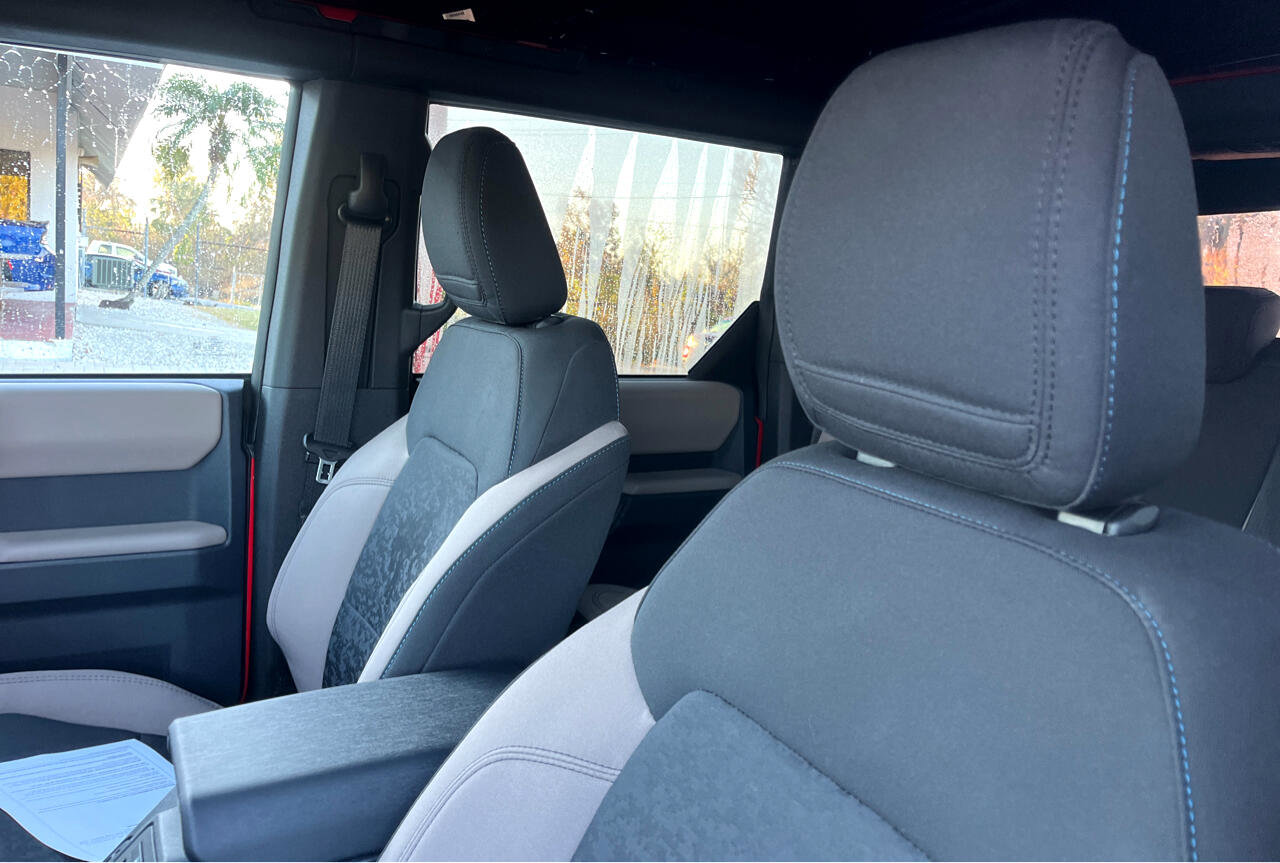 Used 2023 Ford Bronco Wildtrak image 13