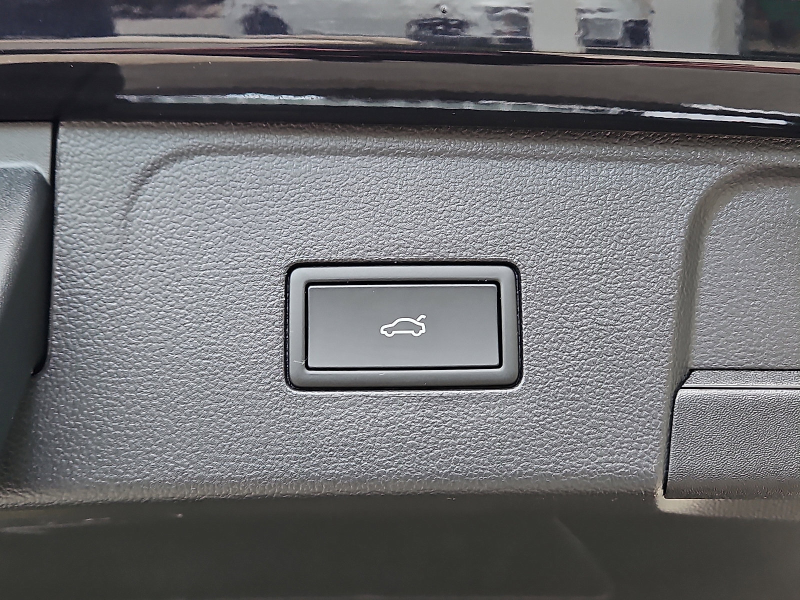 New 2026 Volkswagen Atlas SEL Premium R-Line image 8