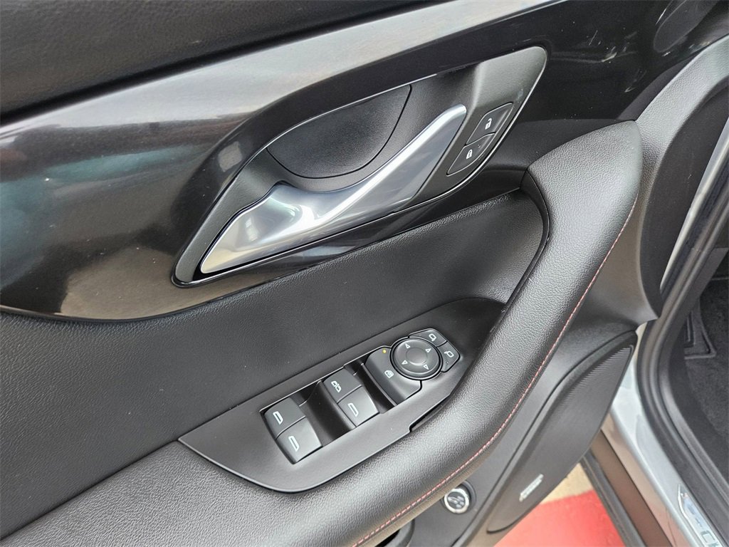 Used 2025 Chevrolet Blazer RS image 14
