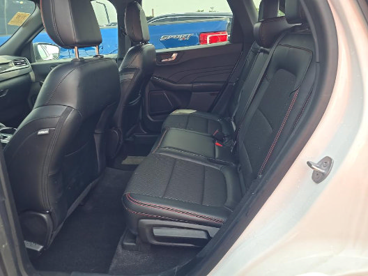 Used 2023 Ford Escape ST-Line w/ Tech Pack #1 AWD/4WD image 10