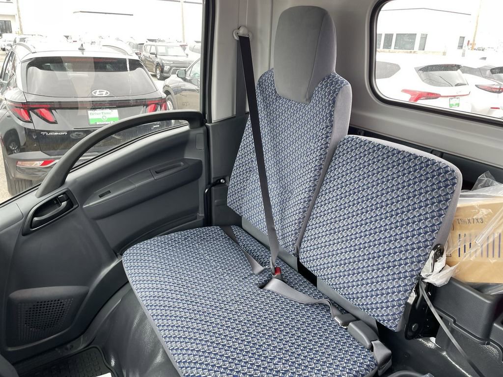 New 2024 Chevrolet Low Cab Forward 5500XG RWD image 16