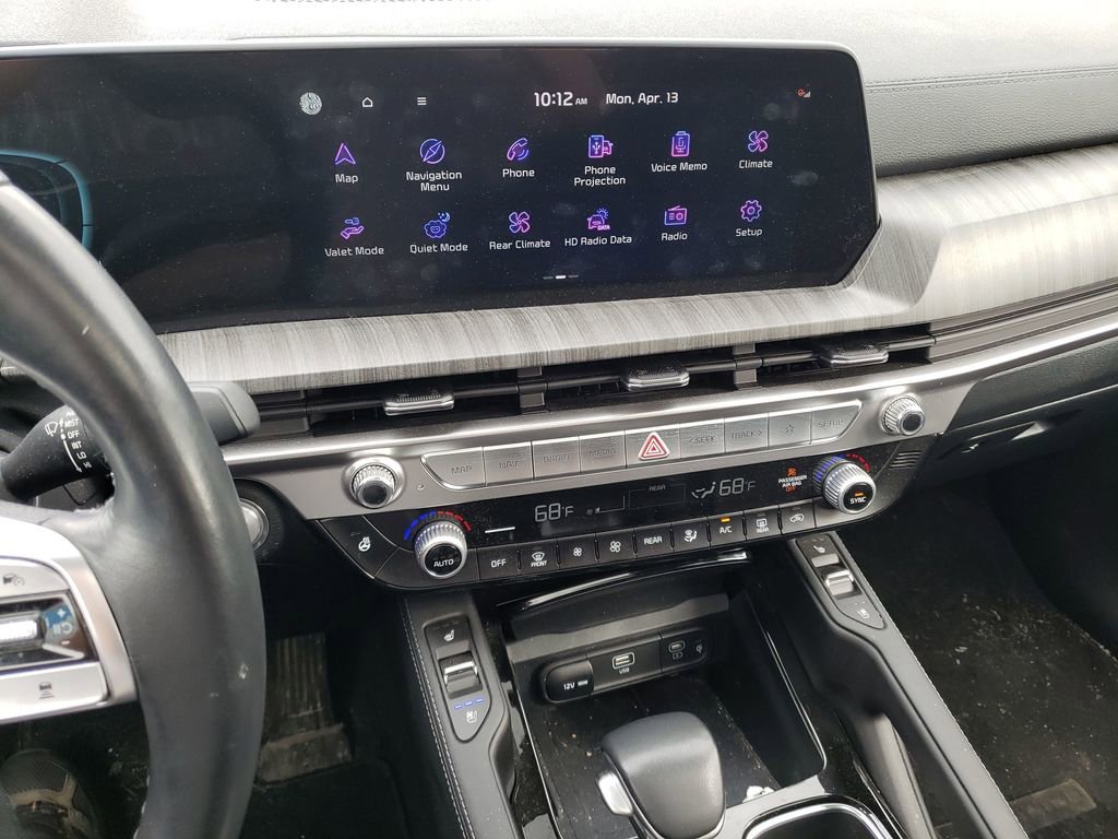 Used 2025 Kia Telluride EX w/ EX Captain's Chair Package image 19