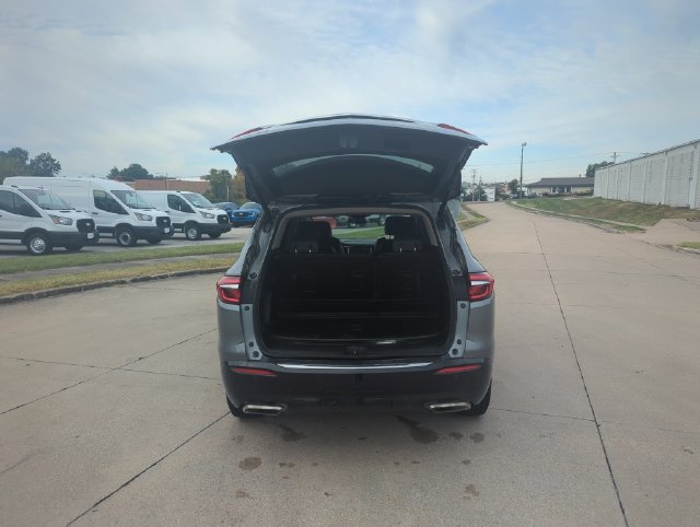 Used 2021 Buick Enclave Essence FWD image 5
