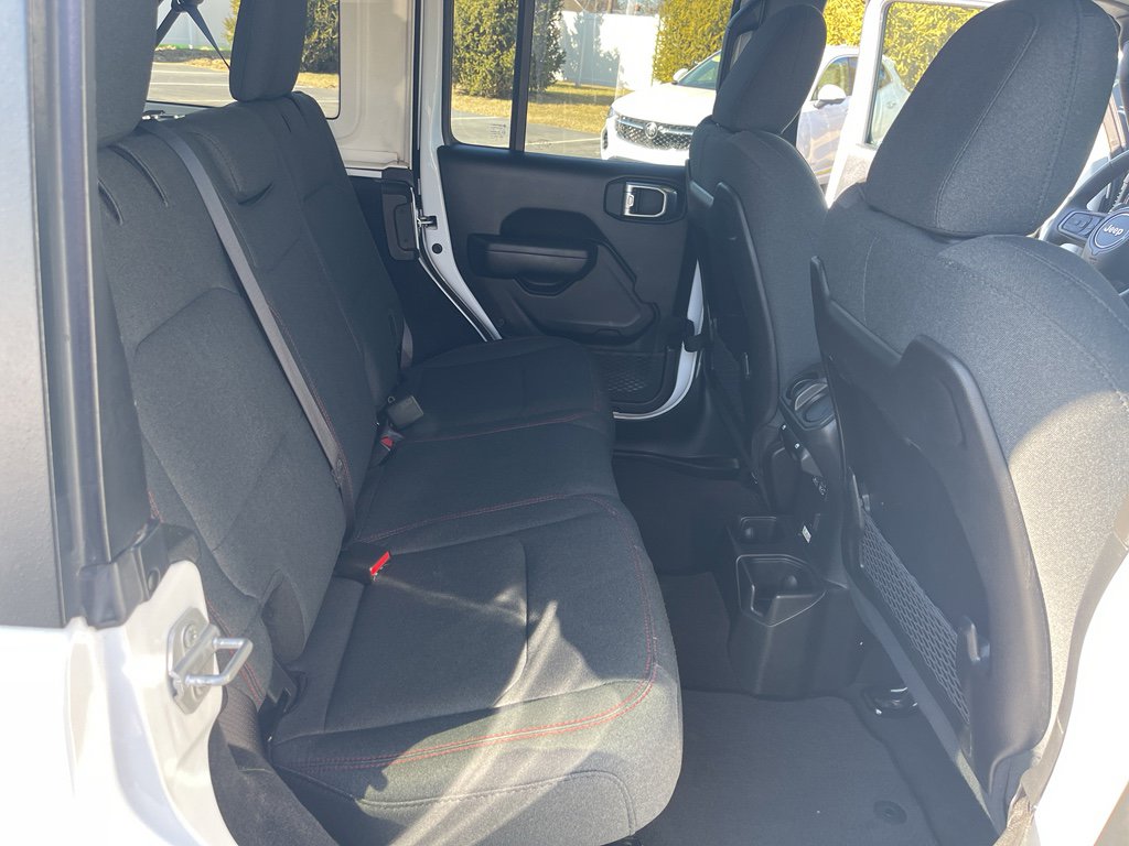 Used 2025 Jeep Wrangler Unlimited Rubicon image 24