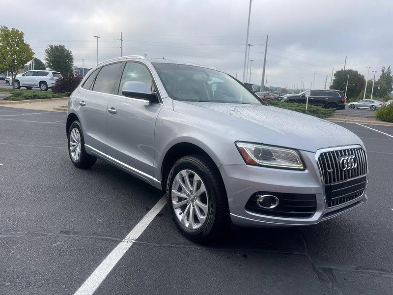 Used 2016 Audi Q5 2.0T Premium Plus w/ Technology Package image 2