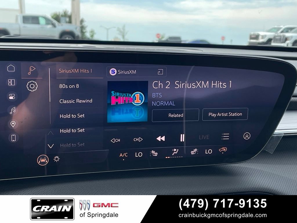 New 2027 Buick Enclave Preferred w/ Power Package FWD image 16