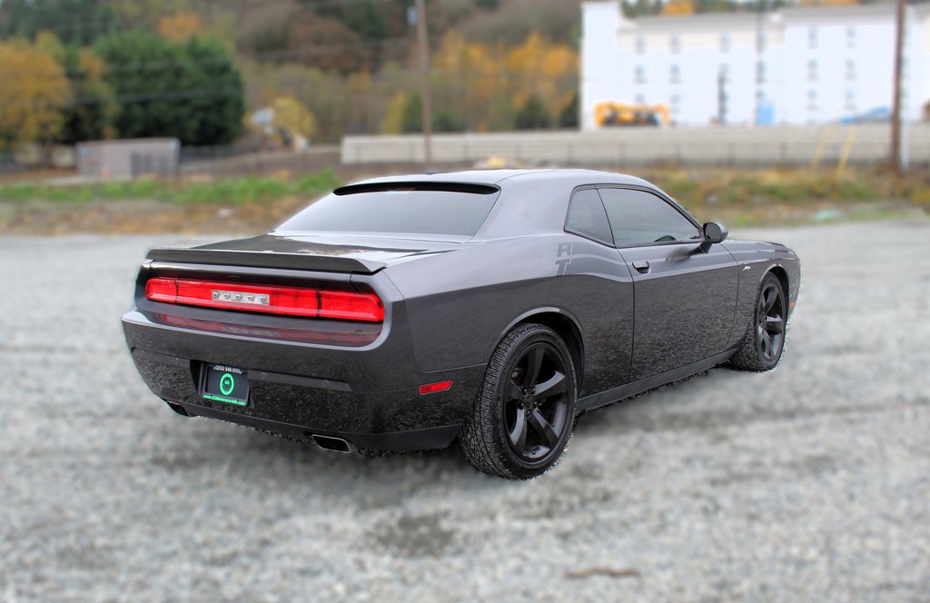 Used 2014 Dodge Challenger R/T Plus image 7