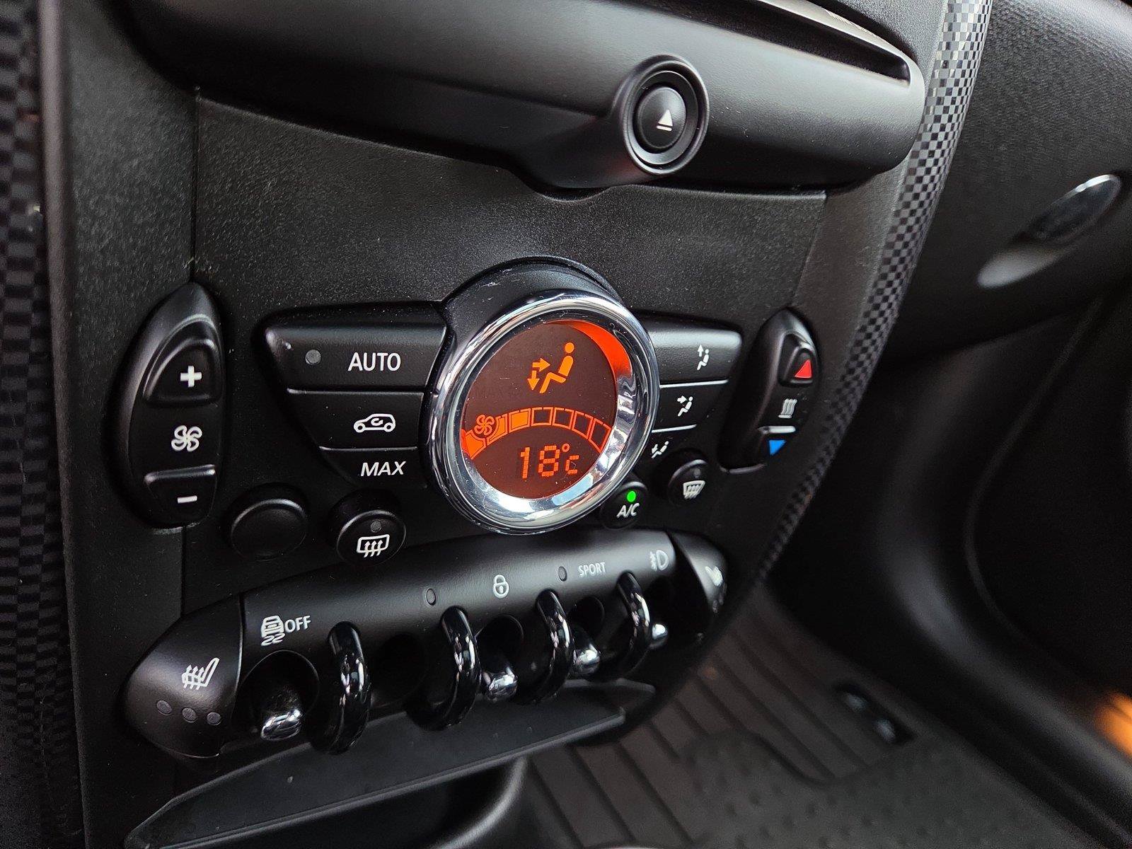 Used 2016 MINI Cooper Countryman FWD image 8