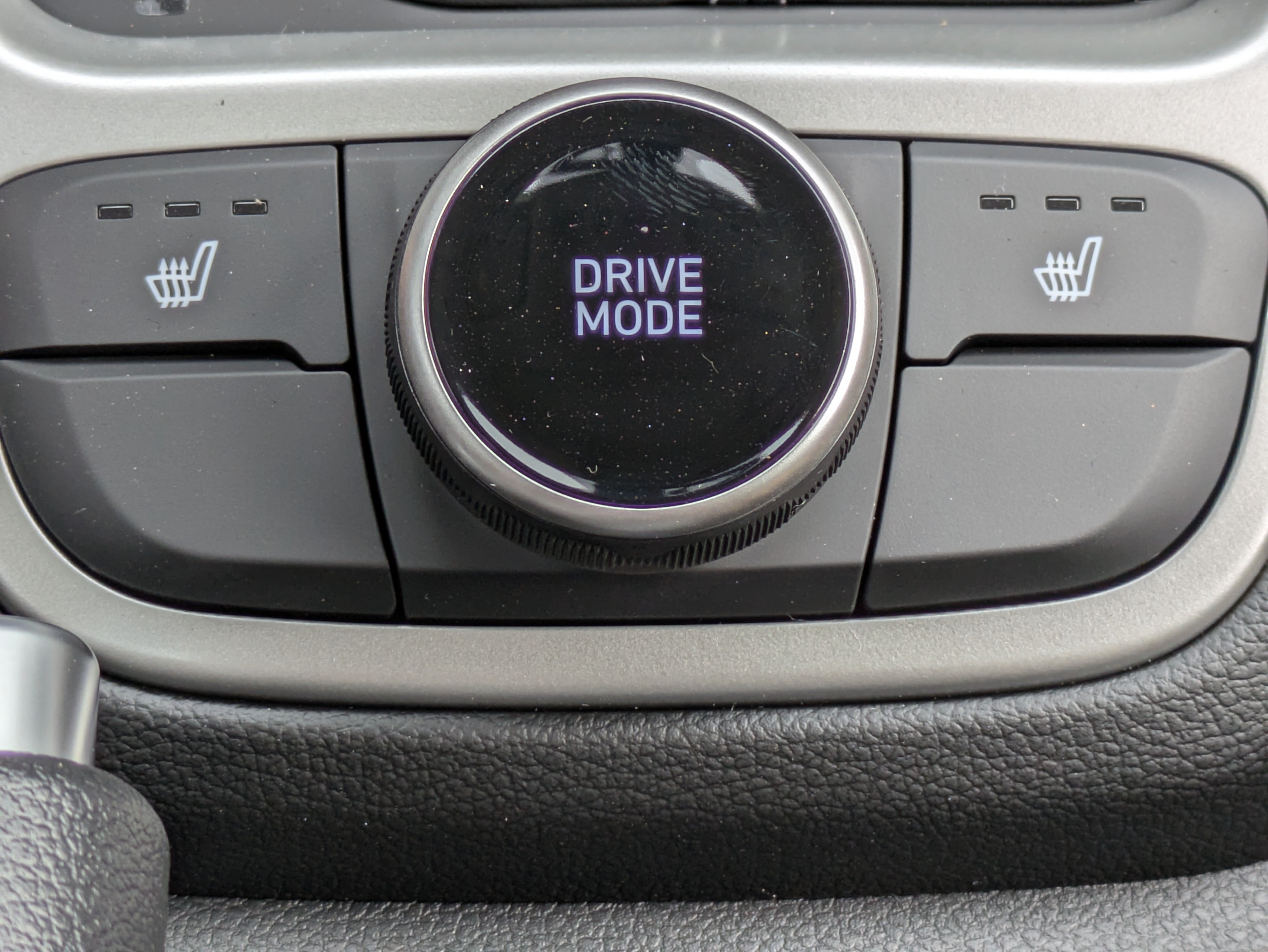 New 2026 Hyundai Venue SEL FWD image 24
