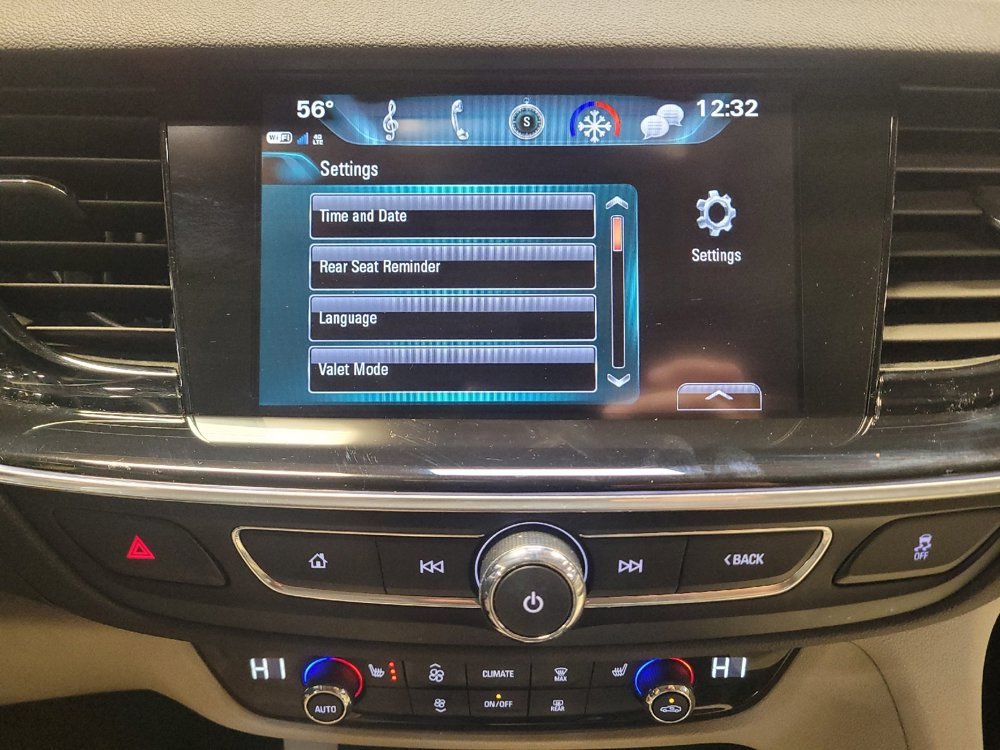 Used 2018 Buick Regal Essence w/ Driver Confidence Package #1 image 25